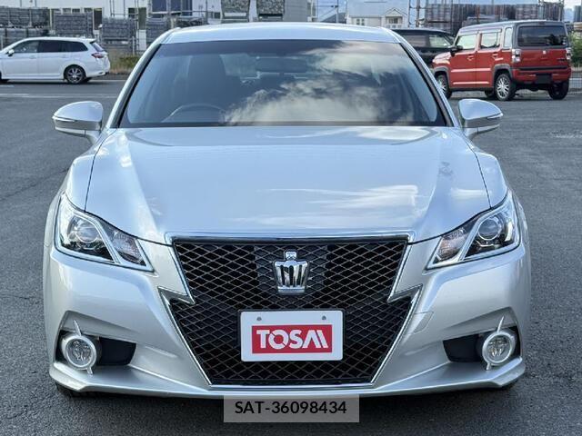 Toyota CROWN SEDAN 2013-06 8073372-17