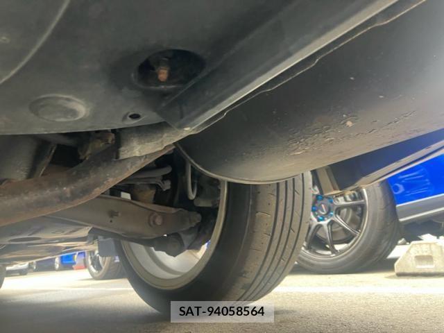 Toyota CROWN SEDAN 2014-04 8098656-7
