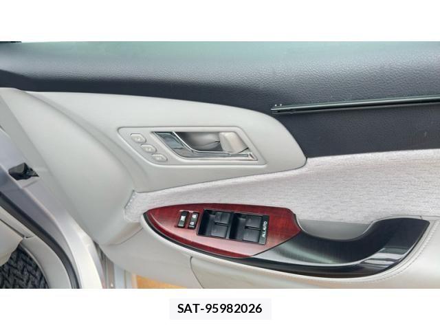 Toyota CROWN SEDAN 2009-12 8098655-12