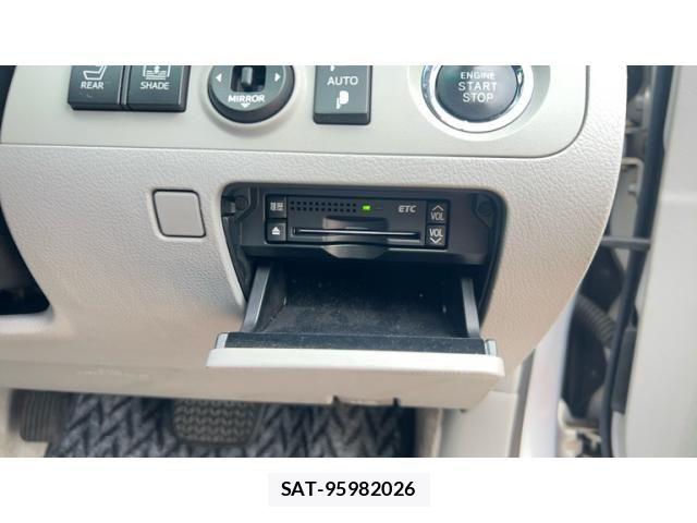 Toyota CROWN SEDAN 2009-12 8098655-15