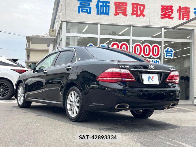 Toyota CROWN SEDAN 2010-02 8207021-14