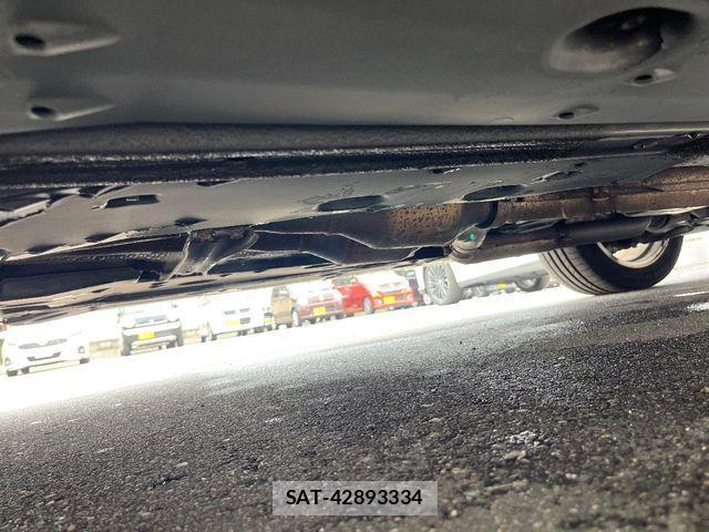 Toyota CROWN SEDAN 2010-02 8207021-17