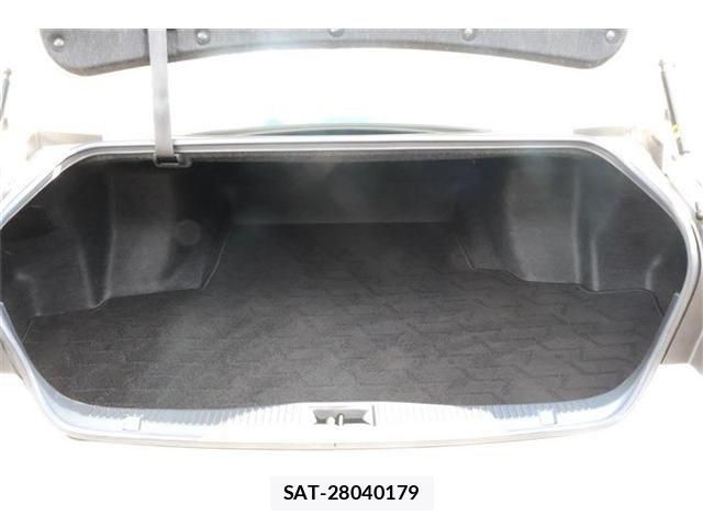 Toyota CROWN SEDAN 2016-05 8207018-9