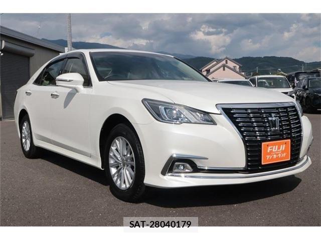 Toyota CROWN SEDAN 2016-05 8207018-15