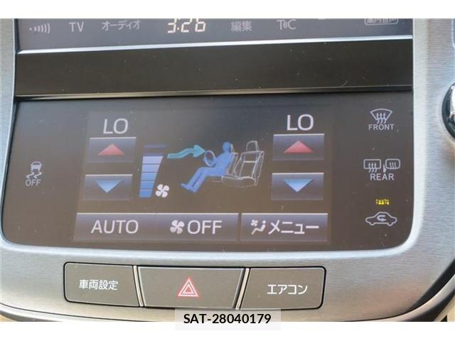 Toyota CROWN SEDAN 2016-05 8207018-28