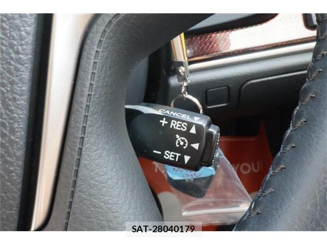 Toyota CROWN SEDAN 2016-05 8207018-4
