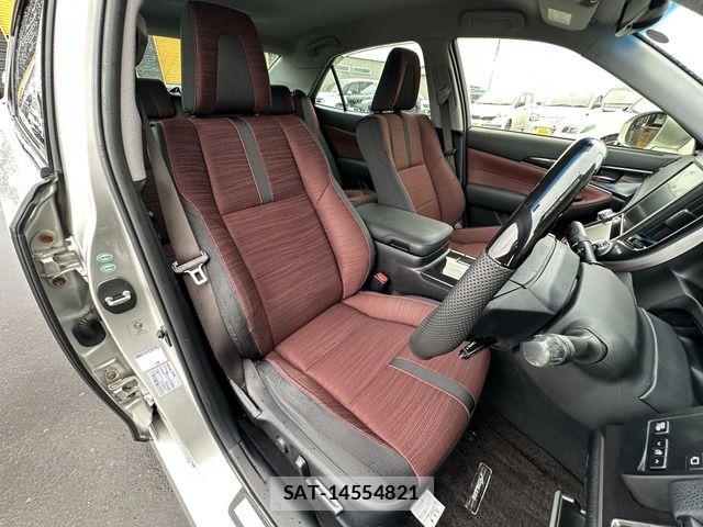 Toyota CROWN SEDAN 2013-09 8207019-11