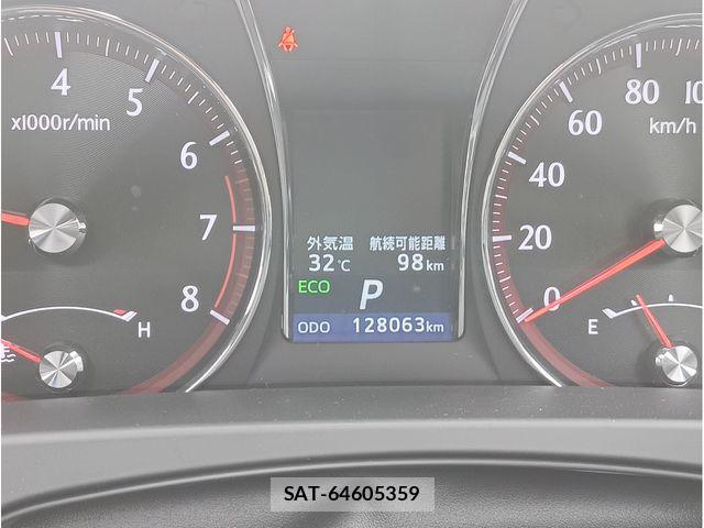 Toyota CROWN SEDAN 2013-05 8207020-10