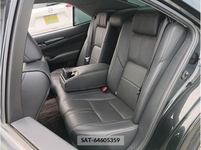 Toyota CROWN SEDAN 2013-05 8207020-18