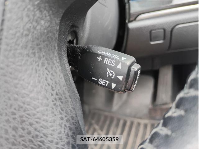 Toyota CROWN SEDAN 2013-05 8207020-20
