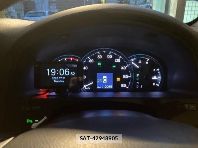 Toyota CROWN SEDAN 2011-05 8229404-16