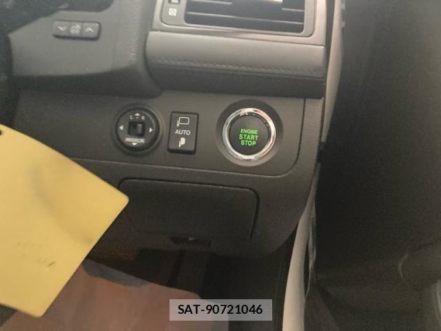 Toyota CROWN SEDAN 2008-05 8313908-10