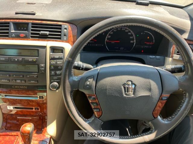 Toyota CROWN SEDAN 2005-05 8561546-4