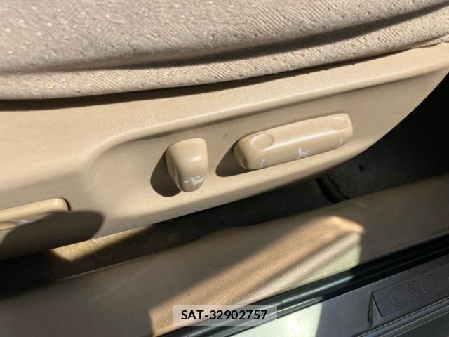 Toyota CROWN SEDAN 2005-05 8561546-7