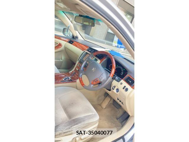 Toyota CROWN SEDAN 2004-06 8658553-10