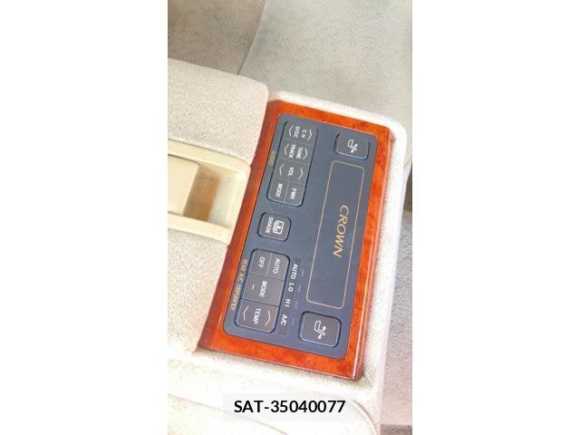 Toyota CROWN SEDAN 2004-06 8658553-15