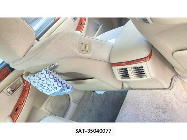 Toyota CROWN SEDAN 2004-06 8658553-16