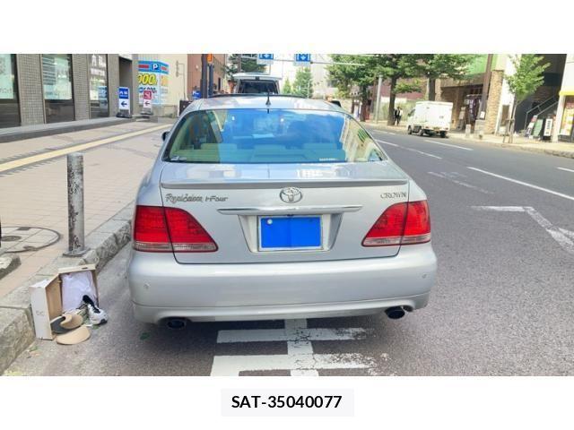Toyota CROWN SEDAN 2004-06 8658553-4