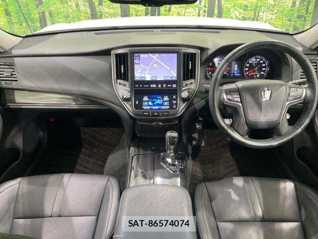 Toyota CROWN SEDAN 2013-03 8741348-1