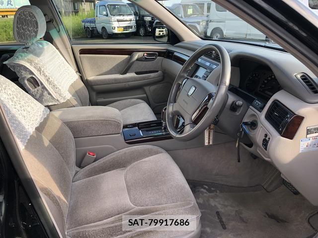 Toyota CROWN SEDAN 2002-05 8848565-9