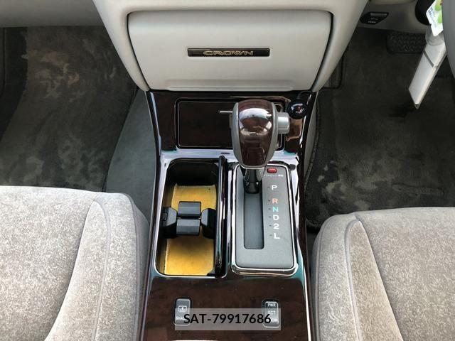 Toyota CROWN SEDAN 2002-05 8848565-16