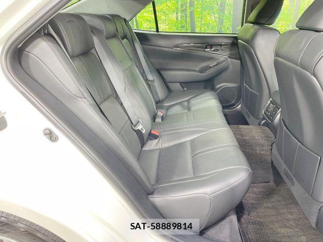 Toyota CROWN SEDAN 2013-04 8848564-9