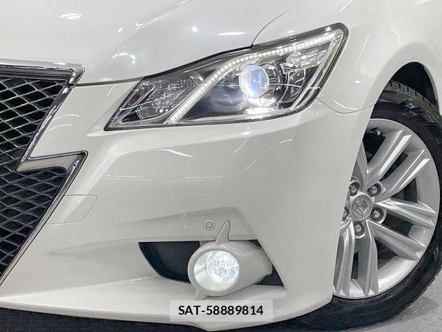 Toyota CROWN SEDAN 2013-04 8848564-12