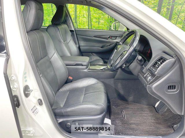 Toyota CROWN SEDAN 2013-04 8848564-8