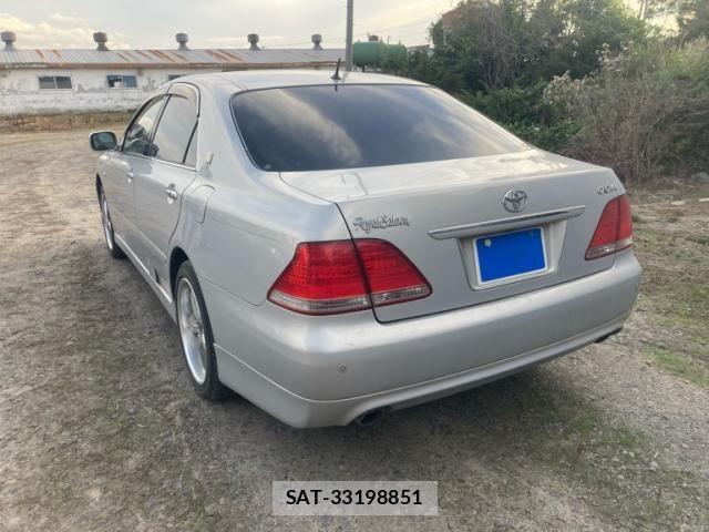 Toyota CROWN SEDAN 2004-05 8870706-4