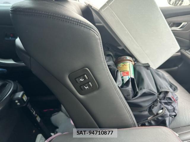 Toyota CROWN SEDAN 2010-11 8879248-16