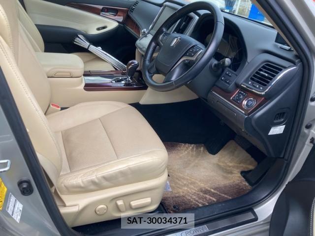 Toyota CROWN SEDAN 2012-12 8883462-11