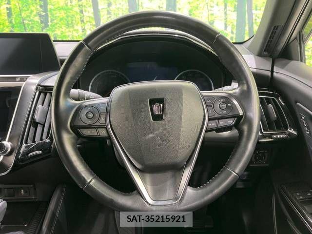 Toyota CROWN SEDAN 2018-08 499131-11