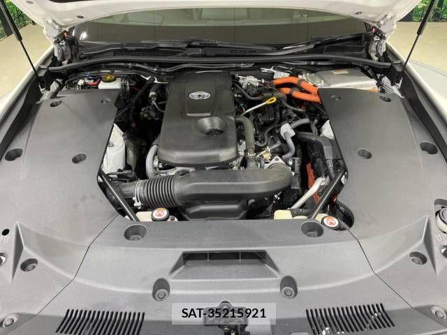 Toyota CROWN SEDAN 2018-08 499131-18