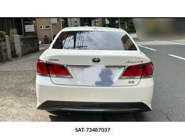 Toyota CROWN SEDAN 2013-01 507247-3