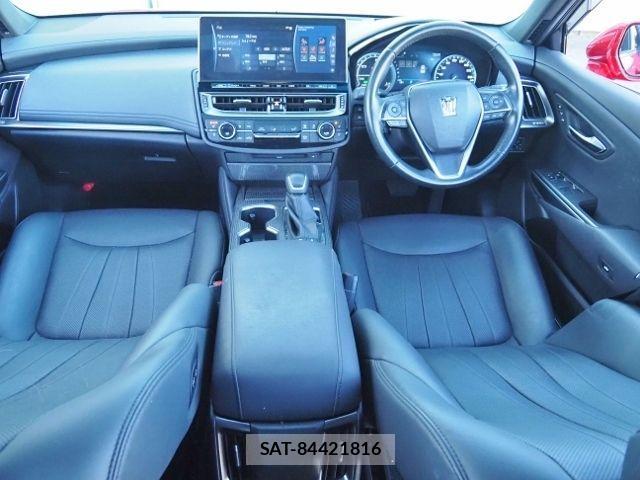 Toyota CROWN SEDAN 2021-02 519560-10