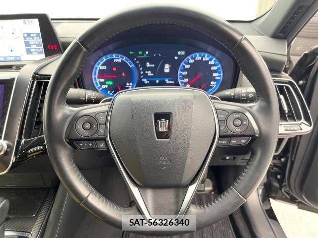 Toyota CROWN SEDAN 2019-12 527130-11