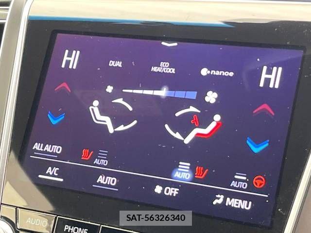 Toyota CROWN SEDAN 2019-12 527130-8