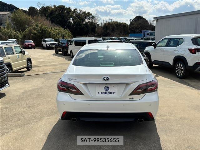 Toyota CROWN SEDAN 2022-02 787885-9