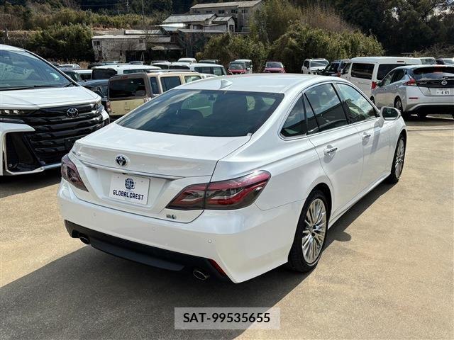Toyota CROWN SEDAN 2022-02 787885-10