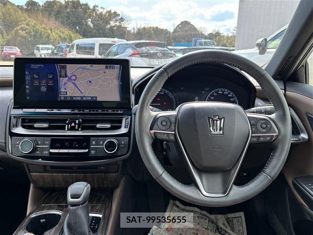 Toyota CROWN SEDAN 2022-02 787885-16