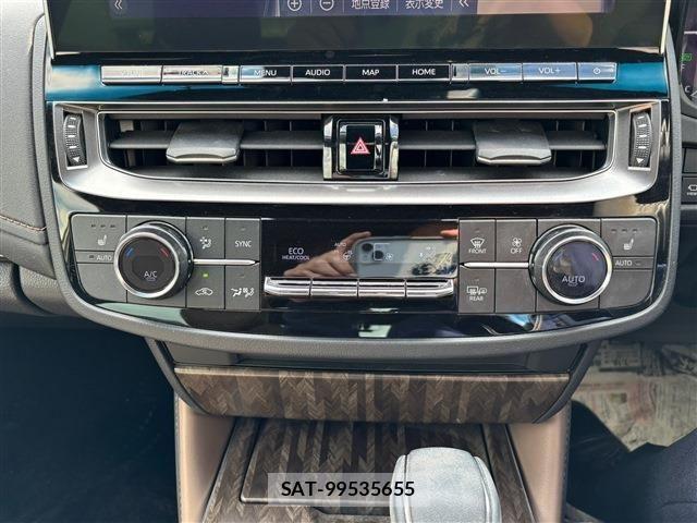 Toyota CROWN SEDAN 2022-02 787885-18