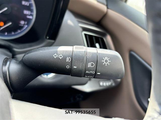 Toyota CROWN SEDAN 2022-02 787885-23