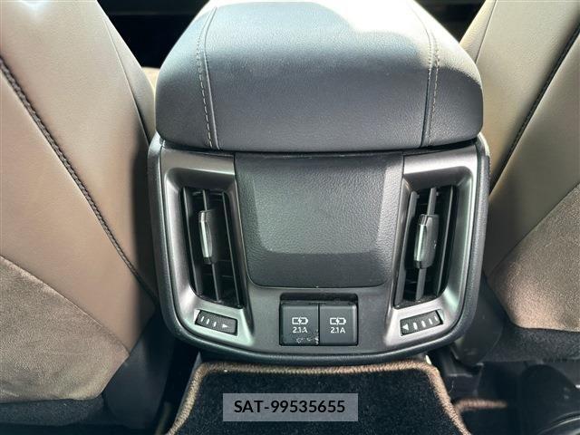 Toyota CROWN SEDAN 2022-02 787885-27