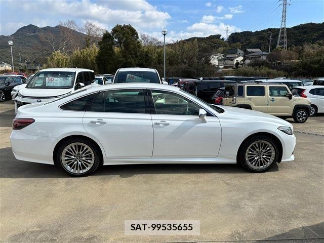 Toyota CROWN SEDAN 2022-02 787885-7
