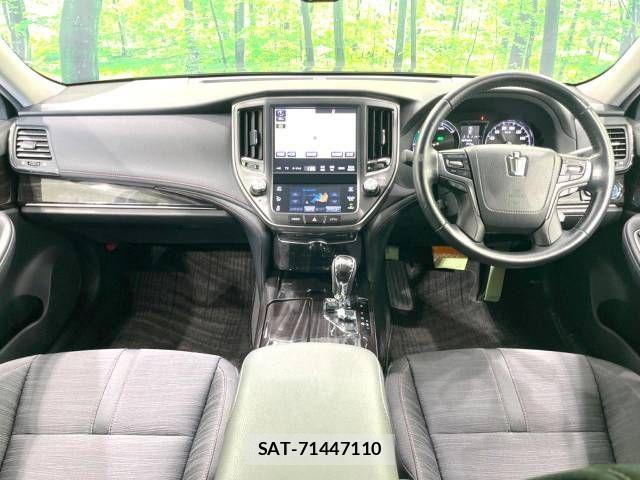 Toyota CROWN SEDAN 2016-06 807054-1