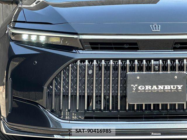 Toyota CROWN SEDAN 2023-12 833019-17