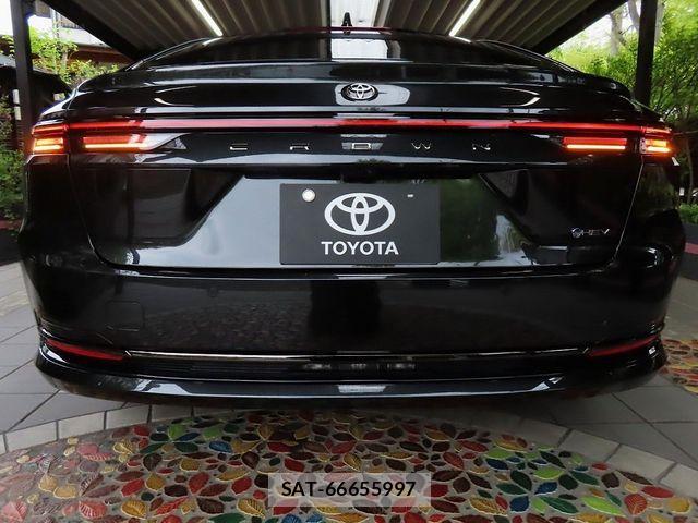 Toyota CROWN SEDAN 2023-12 1275512-6