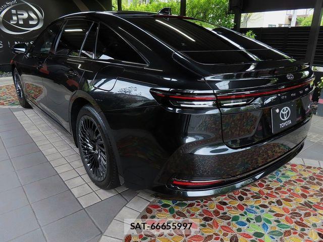 Toyota CROWN SEDAN 2023-12 1275512-8