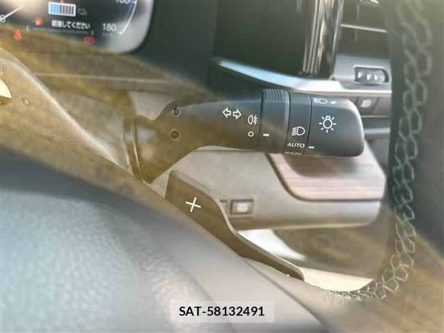 Toyota CROWN SEDAN 2024-07 1290636-27