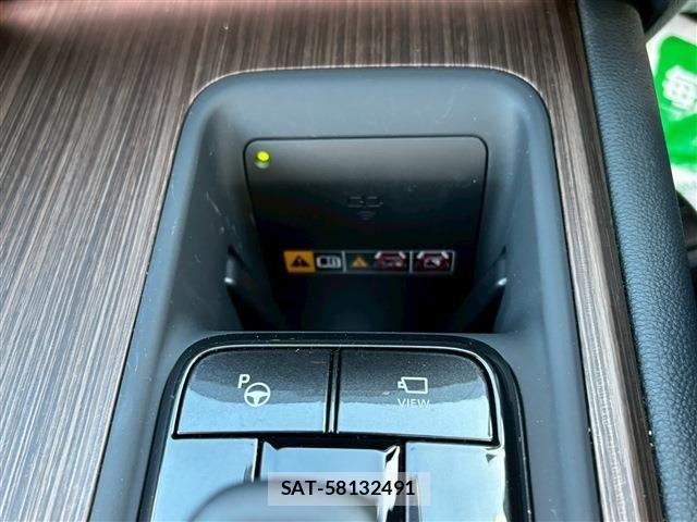 Toyota CROWN SEDAN 2024-07 1290636-29